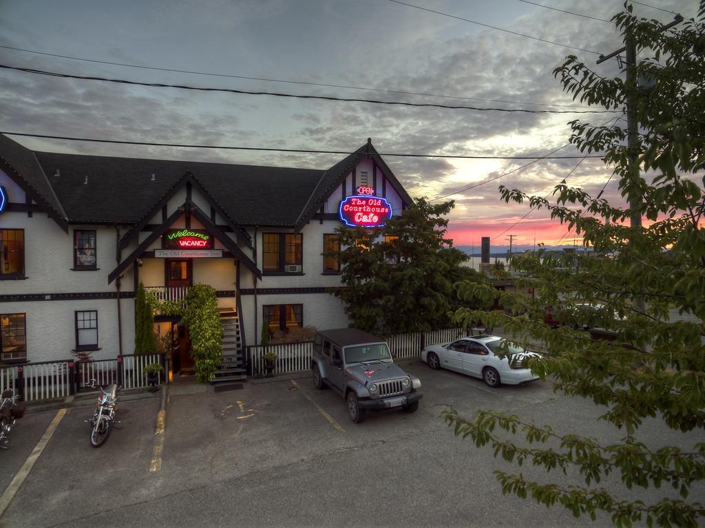 The Old Courthouse Inn Powell River Exteriör bild