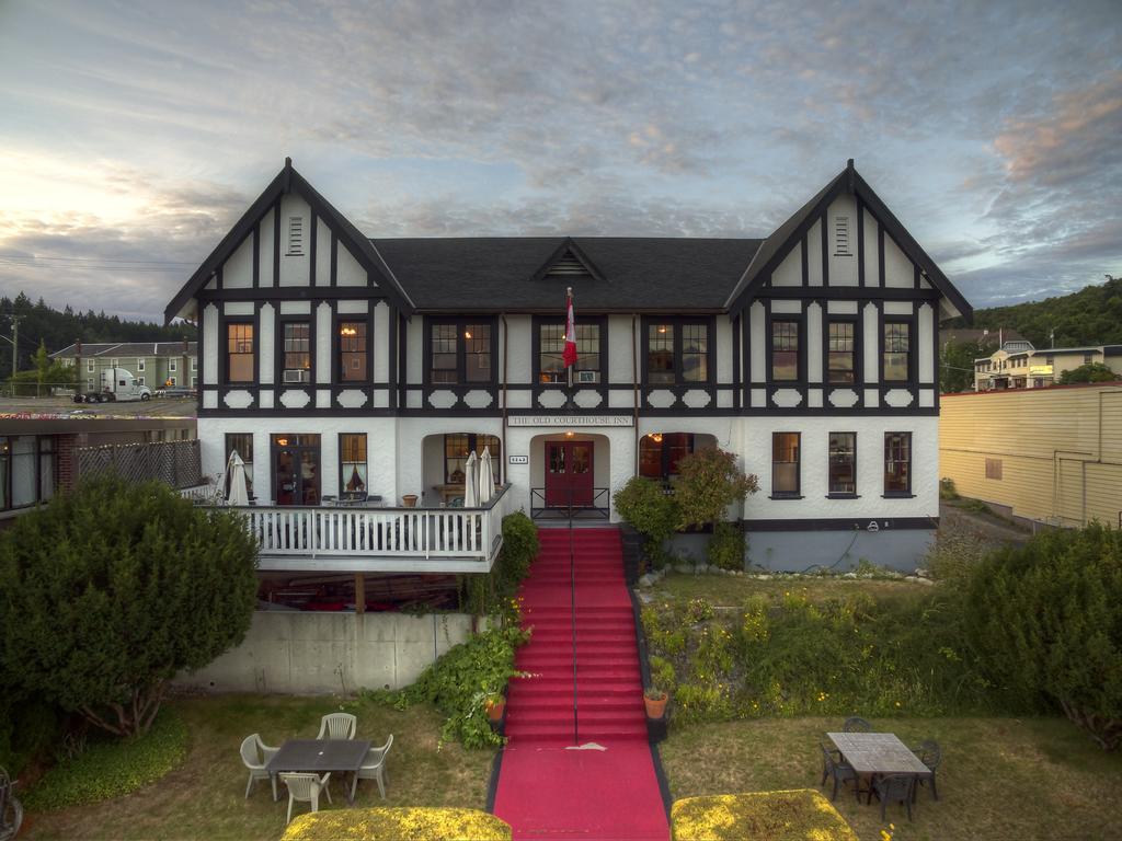 The Old Courthouse Inn Powell River Exteriör bild
