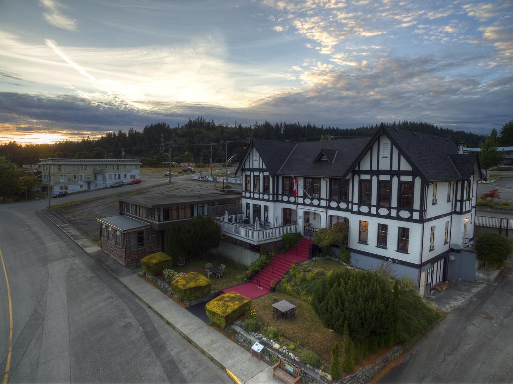 The Old Courthouse Inn Powell River Exteriör bild