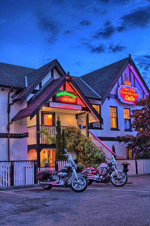 The Old Courthouse Inn Powell River Exteriör bild