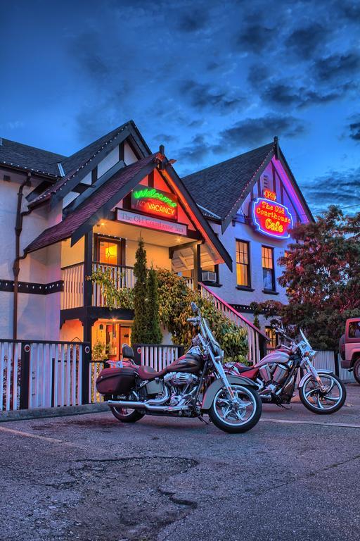 The Old Courthouse Inn Powell River Exteriör bild
